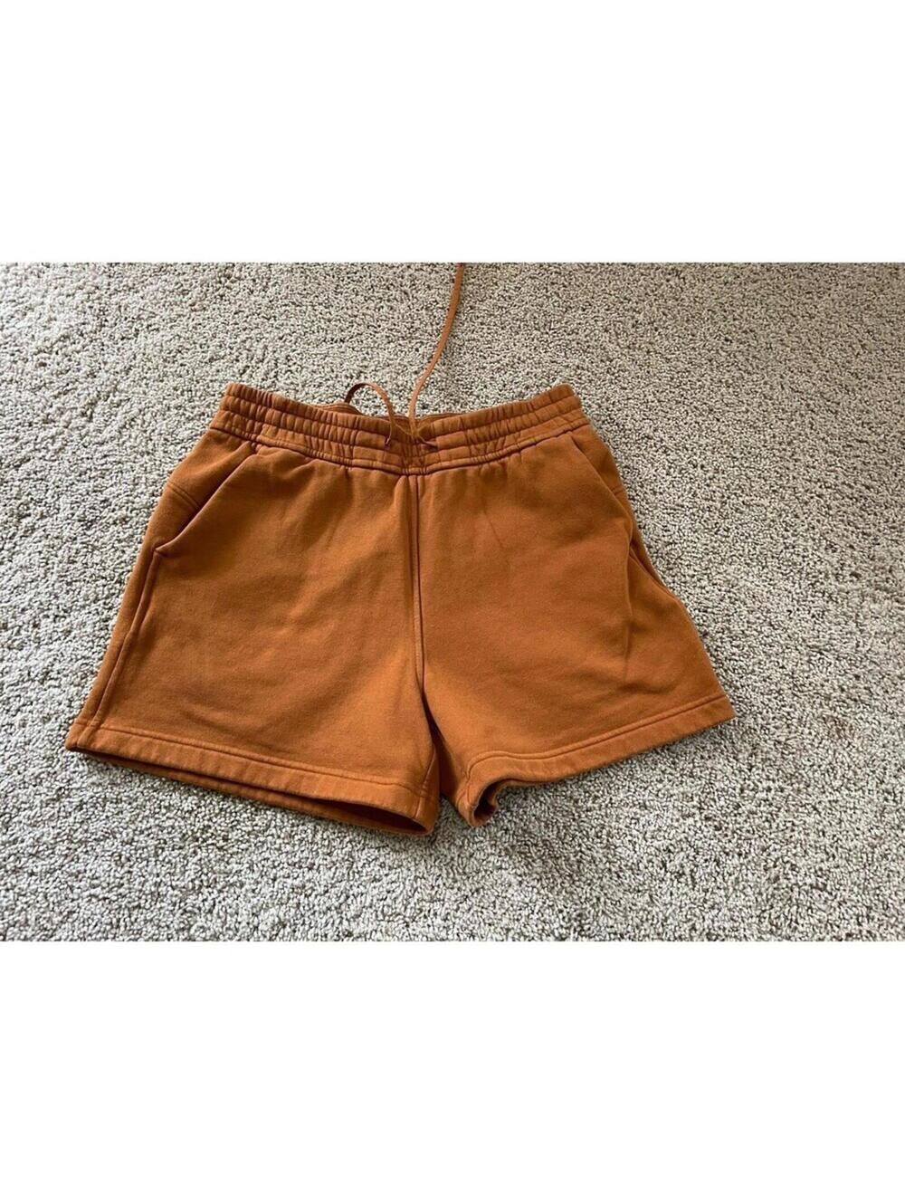 Lululemon Loungeful High-Rise Shorts butternut brown color 4” Size 6 Women’s